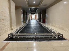 碰到询广州会议布置报价，郁闷